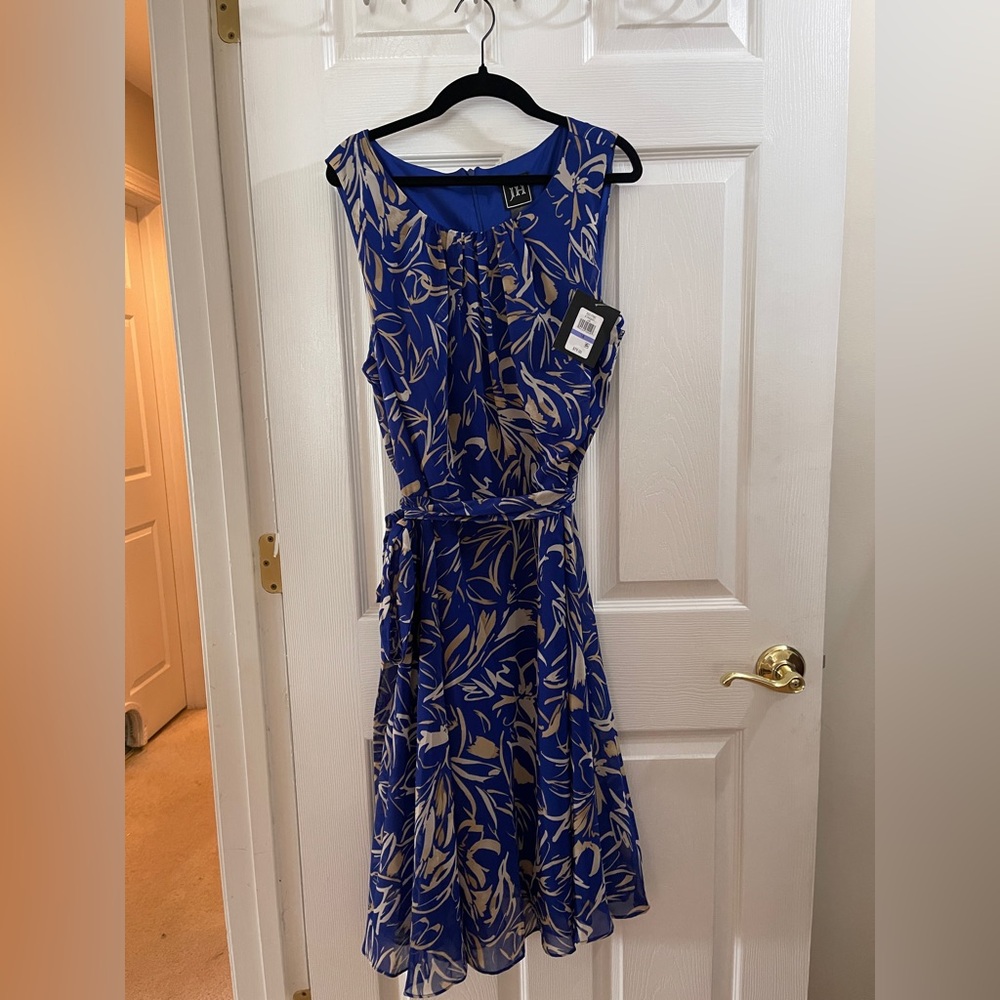 Sleeveless dress for dinner out, church, summer party, lined polyester dress.